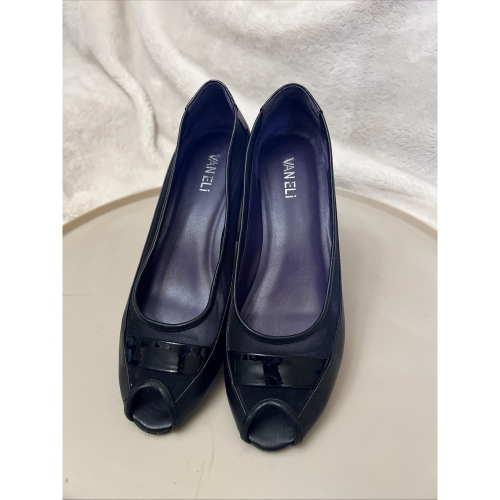 Vaneli Valeka Women's Size 8.5 N  Black Patent Leather Peep Toe  Wedge Shoes